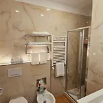 Apartmán Little Paradise - - 2 Minuti Dal Arona