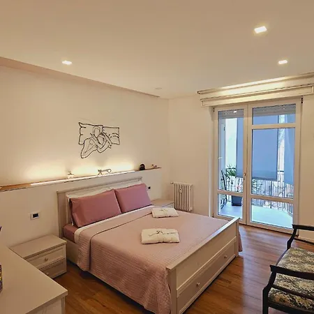 Little Paradise - - 2 Minuti Dal *